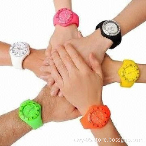 Silicone watch band with pat style